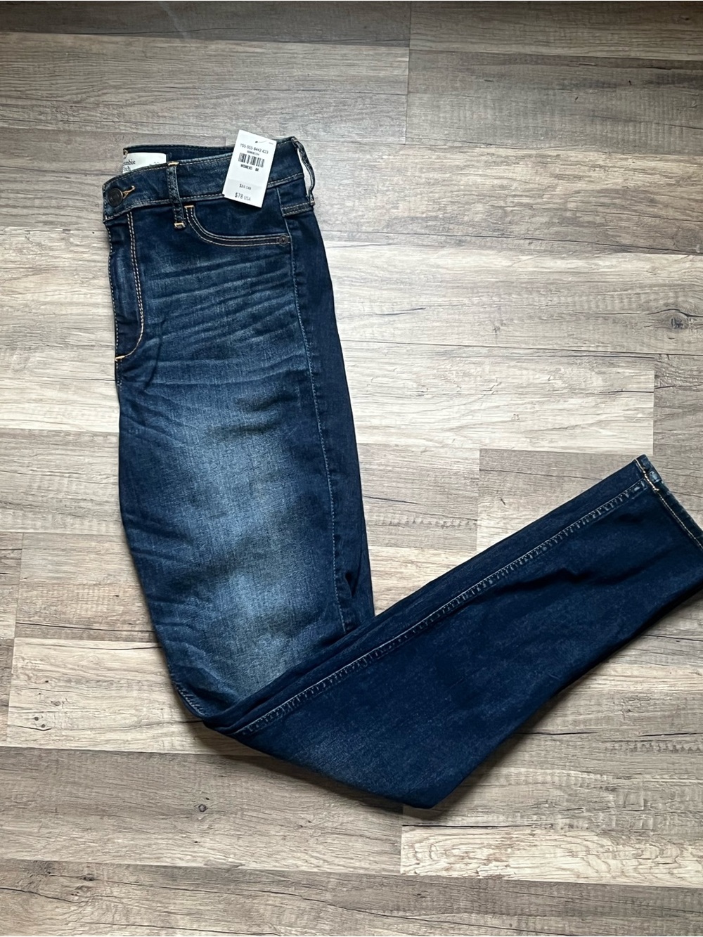 Abercrombie & Fitch Women's Dark Blue High-Rise Jeggings